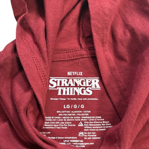 Mad Engine Tops Stranger Things Roll For Your Life DnD Dice Hooded-Tee, Size LG - Picture 8 of 11